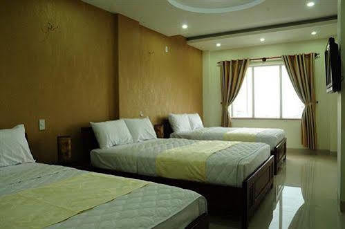 Canh Buom Hotel Da Nang Bagian luar foto